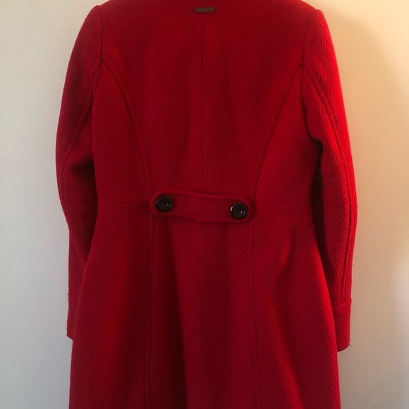 Clothes - Picture 4 of 8